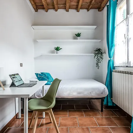 Апартаменти Hostly-maison L'arancio-large House Near The Tower