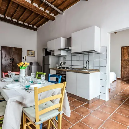 Апартаменти Hostly-maison L'arancio-large House Near The Tower *